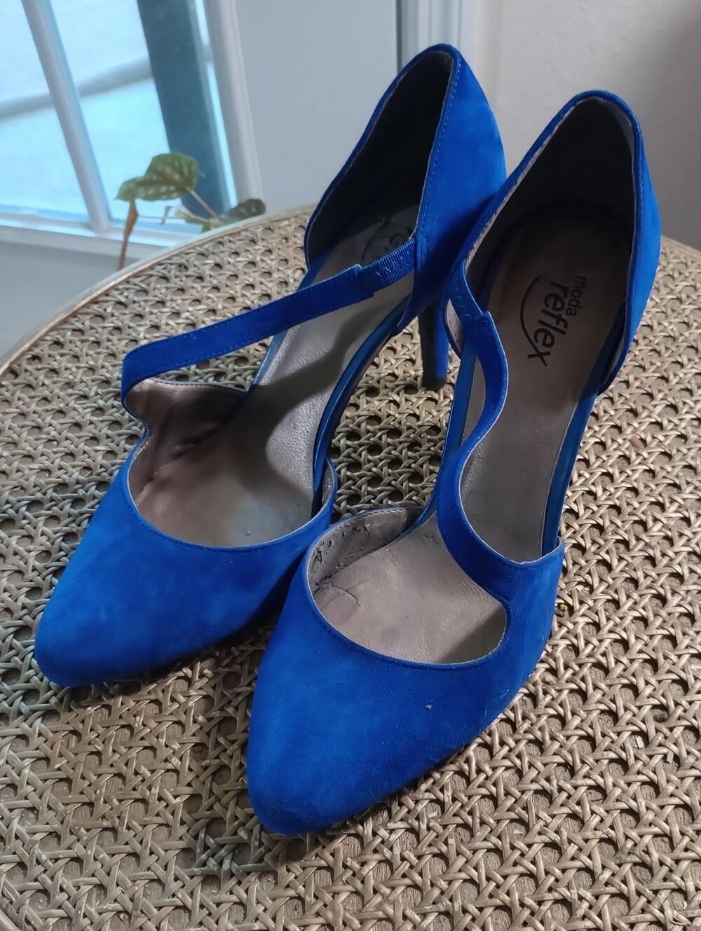 Moda Reflex Cobalt Blue Suede Pointed-Toe Heels